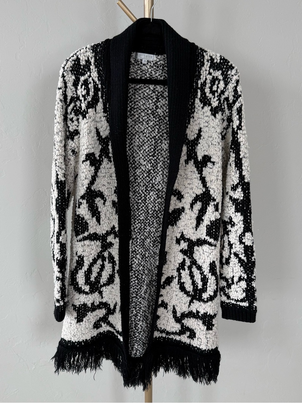 Solitaire Black and White Floral Bouclé Open-Front Fringe Cardigan